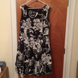 Black & White Floral Print Dress